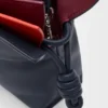 Mini Flamenco-clutch met gelaagde structuur van nappa-kalfsleer Mini Flamenco-clutch met gelaagde structuur van nappa-kalfsleer