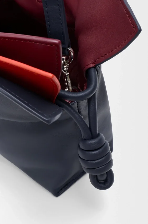 Mini Flamenco-clutch met gelaagde structuur van nappa-kalfsleer Mini Flamenco-clutch met gelaagde structuur van nappa-kalfsleer