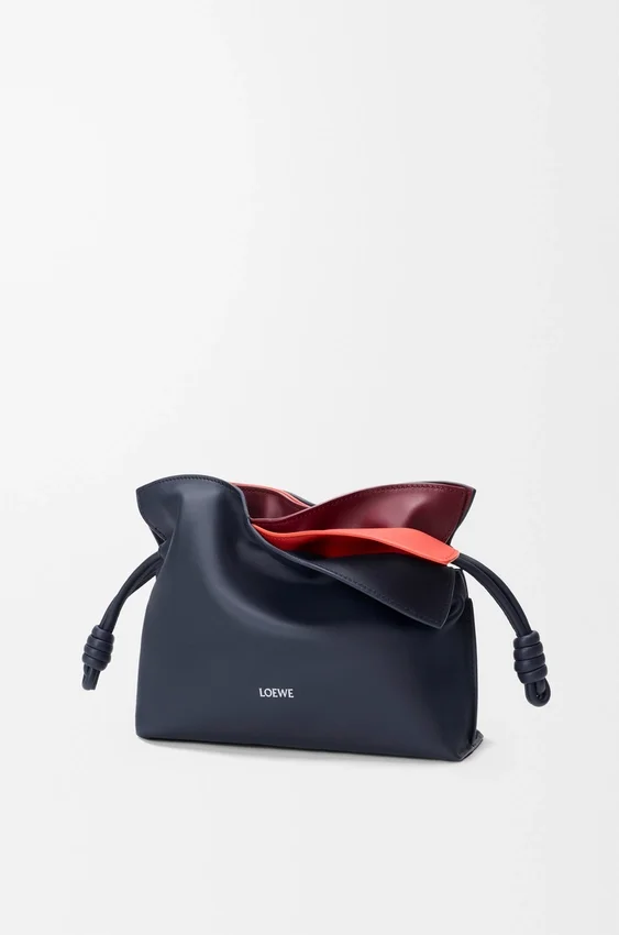 Mini Flamenco-clutch met gelaagde structuur van nappa-kalfsleer Mini Flamenco-clutch met gelaagde structuur van nappa-kalfsleer