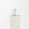 Mini Pebble Bucket bag van zacht generfd kalfsleer