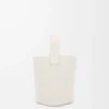 Mini Pebble Bucket bag van zacht generfd kalfsleer