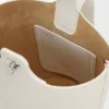 Mini Pebble Bucket bag van zacht generfd kalfsleer