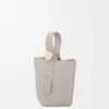 Mini Pebble Bucket in glad kalfsleer Mini Pebble Bucket in glad kalfsleer
