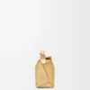 Mini Puzzle Edge-tas van gelamineerd lamsleer Mini Puzzle Edge-tas van gelamineerd lamsleer