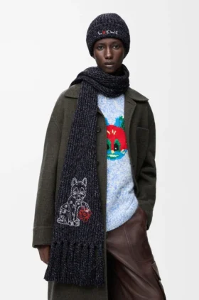 Sjaal van een mix van wol, zijde en alpaca