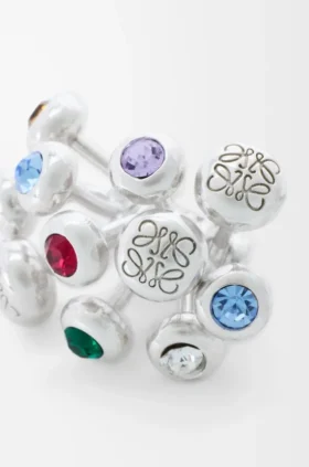 Oorbellen met drukknop van sterlingzilver en kristallen Oorbellen met drukknop van sterlingzilver en kristallen