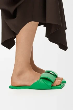Origami-slipper van lamsleer