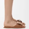 Origami-slipper van lamsleer Origami-slipper van lamsleer