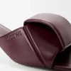 Origami-slipper van lamsleer Origami-slipper van lamsleer