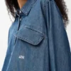 Overhemd met riem in denim Overhemd met riem in denim