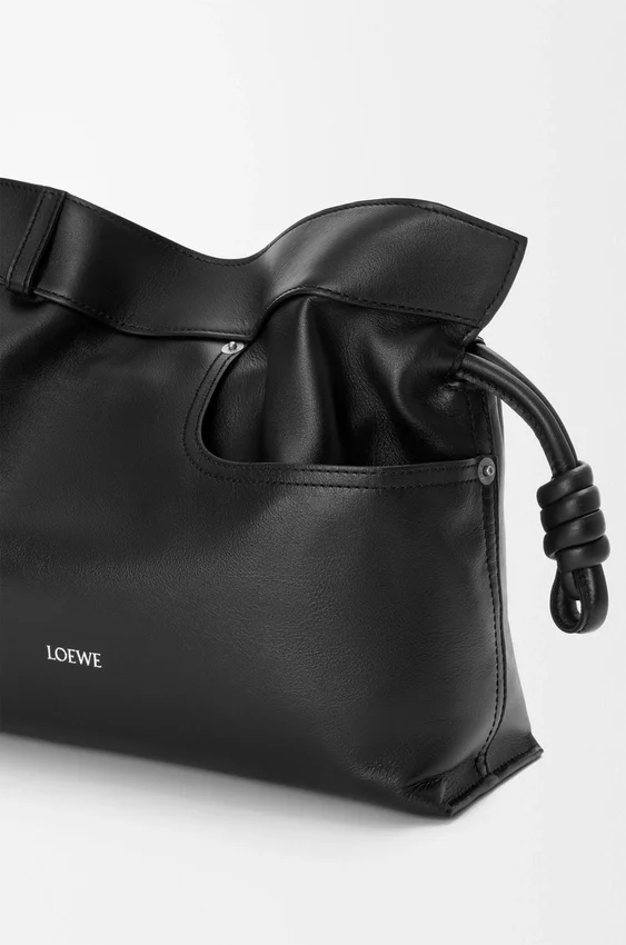 Panta Medium Flamenco-clutch van glanzend kalfsleer Panta Medium Flamenco-clutch van glanzend kalfsleer
