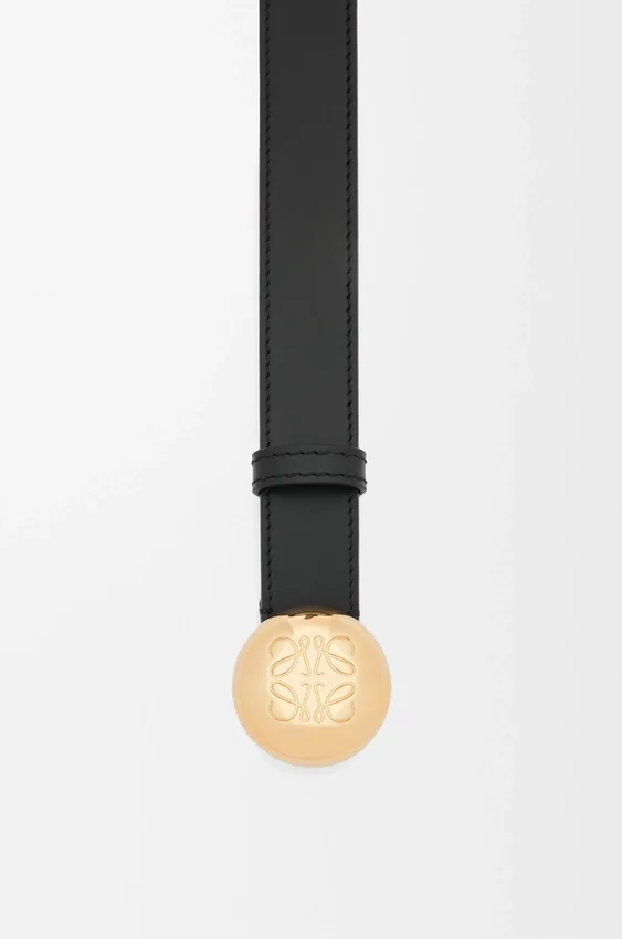 Pebble-riem van glad kalfsleer Pebble-riem van glad kalfsleer