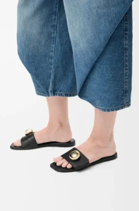 Pebble-slipper van zacht kalfsleer Pebble-slipper van zacht kalfsleer