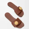 Pebble-slipper van zacht kalfsleer Pebble-slipper van zacht kalfsleer
