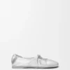 Pebble zachte ballerina van gelamineerd nappa-lamsleer Pebble zachte ballerina van gelamineerd nappa-lamsleer