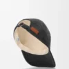 Pet met patch van wol Pet met patch van wol