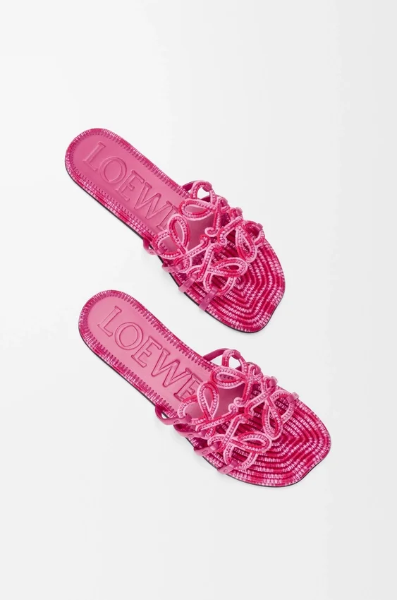 Petal Anagram-slipper van geborduurd canvas Petal Anagram-slipper van geborduurd canvas