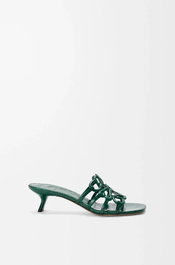 Petal Anagram-slipper van kalfsleer met krokodillenreliëf Petal Anagram-slipper van kalfsleer met krokodillenreliëf