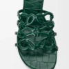 Petal Anagram-slipper van kalfsleer met krokodillenreliëf Petal Anagram-slipper van kalfsleer met krokodillenreliëf