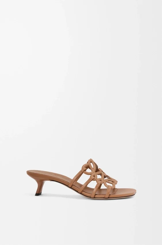 Petal Anagram-slipper van zacht kalfsleer Petal Anagram-slipper van zacht kalfsleer