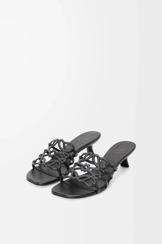 Petal Anagram-slipper van zacht kalfsleer Petal Anagram-slipper van zacht kalfsleer