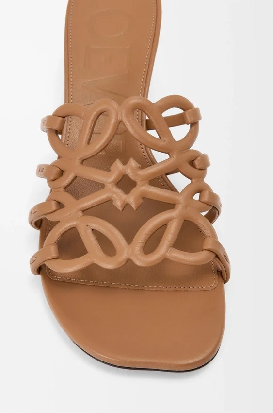 Petal Anagram-slipper van zacht kalfsleer Petal Anagram-slipper van zacht kalfsleer