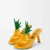 Petal-ananas-Sandale aus PVC Petal-ananas-Sandale aus PVC