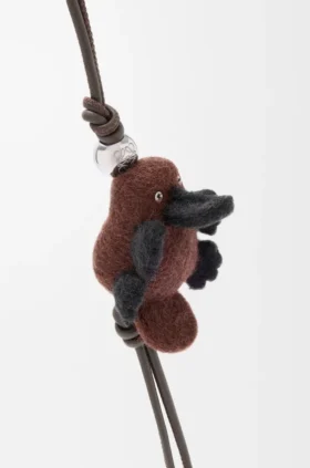Platypus-bedeltje van vilt
