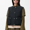 Puffer-vest van een mix van schapenvacht en katoen Puffer-vest van een mix van schapenvacht en katoen