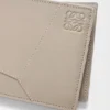 Puzzle-portemonnee met twee vouwen voor munten, van klassiek kalfsleer Puzzle-portemonnee met twee vouwen voor munten, van klassiek kalfsleer