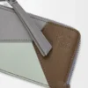 Puzzle-portemonnee voor munten en pasjes van klassiek kalfsleer Puzzle-portemonnee voor munten en pasjes van klassiek kalfsleer