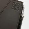 Puzzle slanke, compacte portemonnee van klassiek kalfsleer Puzzle slanke, compacte portemonnee van klassiek kalfsleer