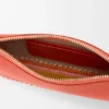 Rio-tasje van klassiek kalfsleer en raffia Rio-tasje van klassiek kalfsleer en raffia