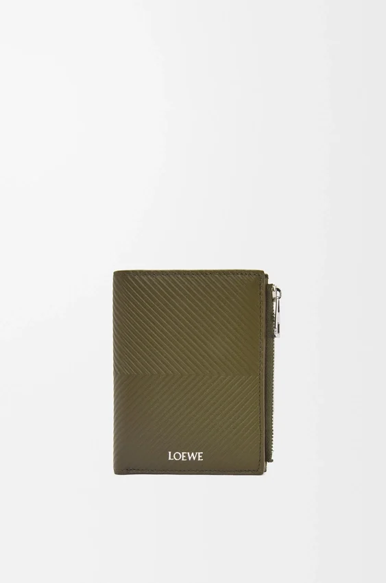 Slanke, compacte portemonnee van klassiek kalfsleer met textuur Slanke, compacte portemonnee van klassiek kalfsleer met textuur