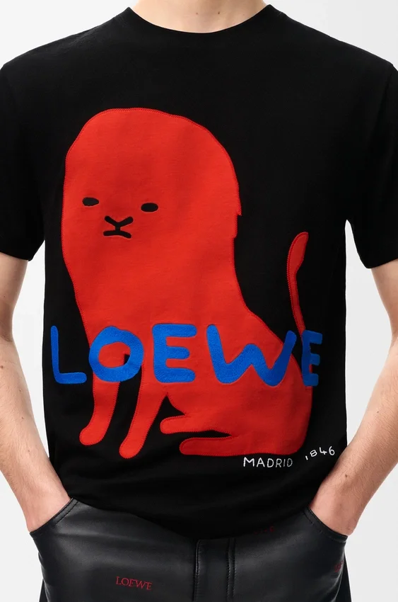 T-shirt met normale pasvorm van katoen T-shirt met normale pasvorm van katoen