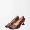 Toy Pumps of goat skin