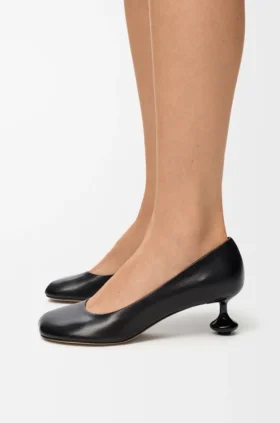 Toy Pumps of goat skin