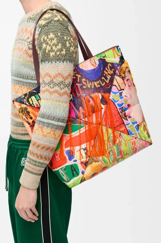XL Puzzle Fold Tote bag in classic calfskin XL Puzzle Fold Tote bag in classic calfskin