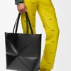 XL Puzzle Fold Tote bag van glanzend kalfsleer XL Puzzle Fold Tote bag van glanzend kalfsleer