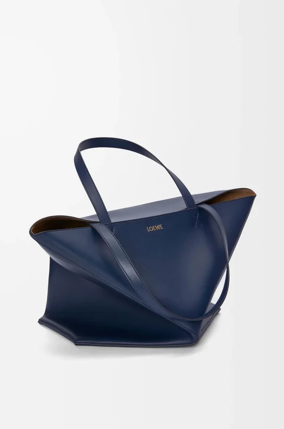 XL Puzzle Fold Tote bag van glanzend kalfsleer XL Puzzle Fold Tote bag van glanzend kalfsleer