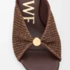 Zachte sandaal met ‘Pebble’-motief in stof met raffia-effect Zachte sandaal met ‘Pebble’-motief in stof met raffia-effect