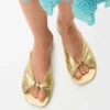 Zachte slippers met ‘Pebble’-detail van gelamineerd lamsleer Zachte slippers met ‘Pebble’-detail van gelamineerd lamsleer